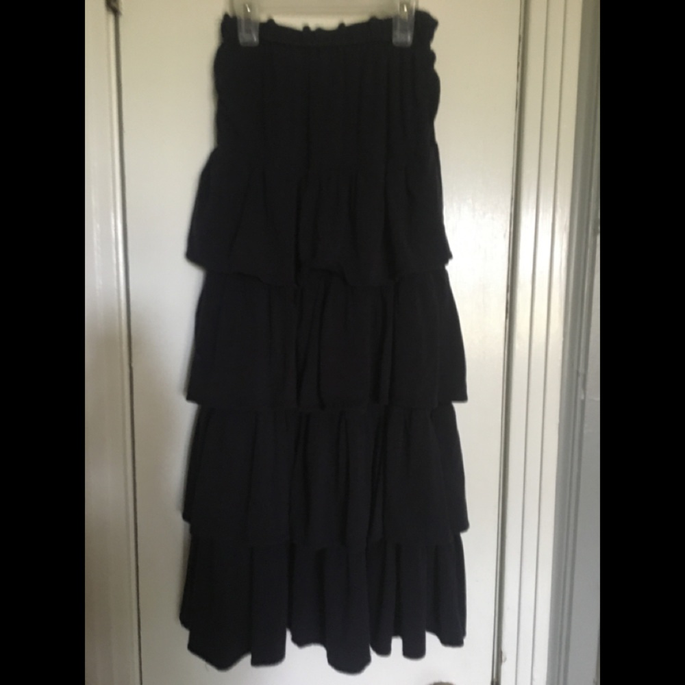 Ruffle skirt